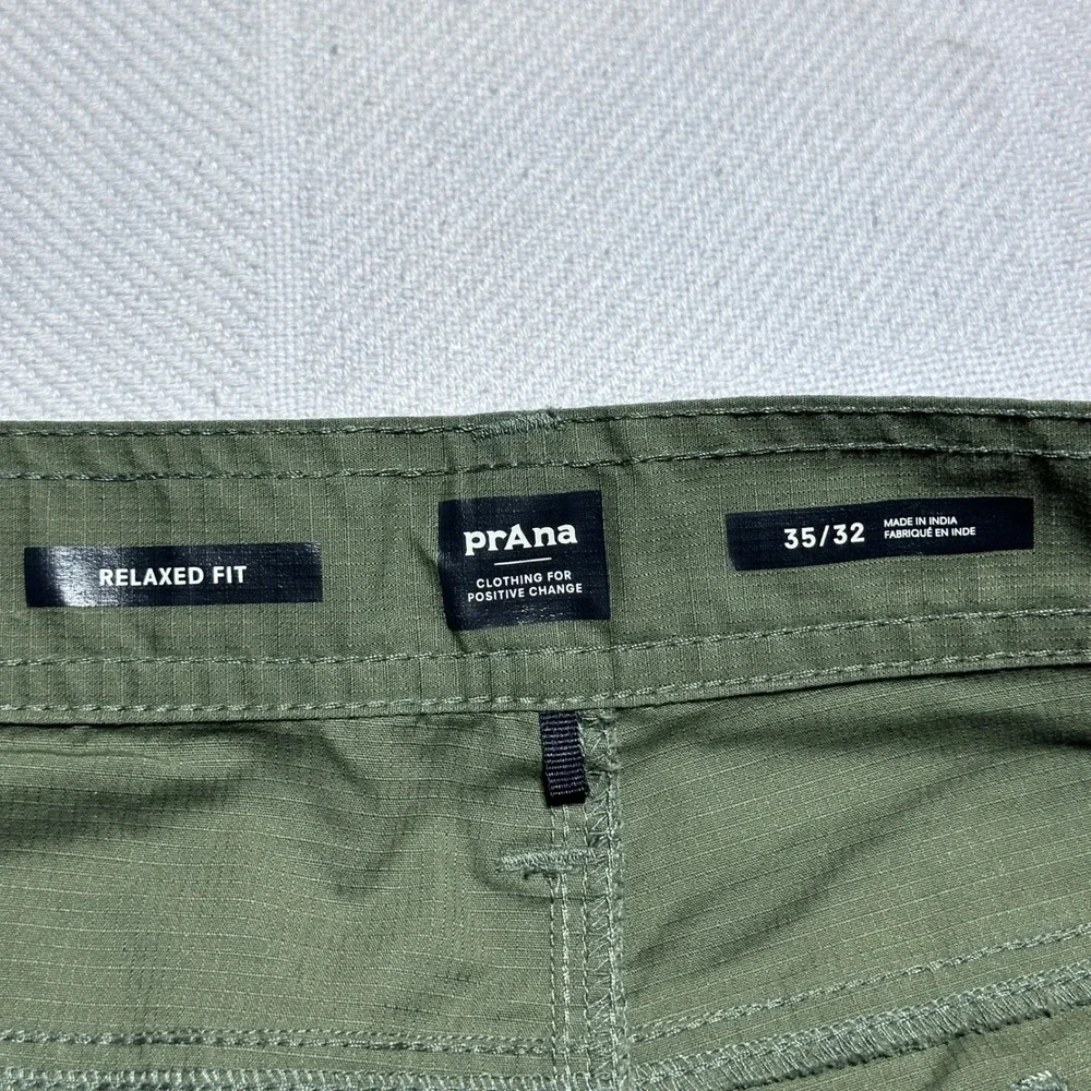 prAna Double Peak Convertible Pants Mens 35x32 Relaxed Fit Zip Off Cargo Green